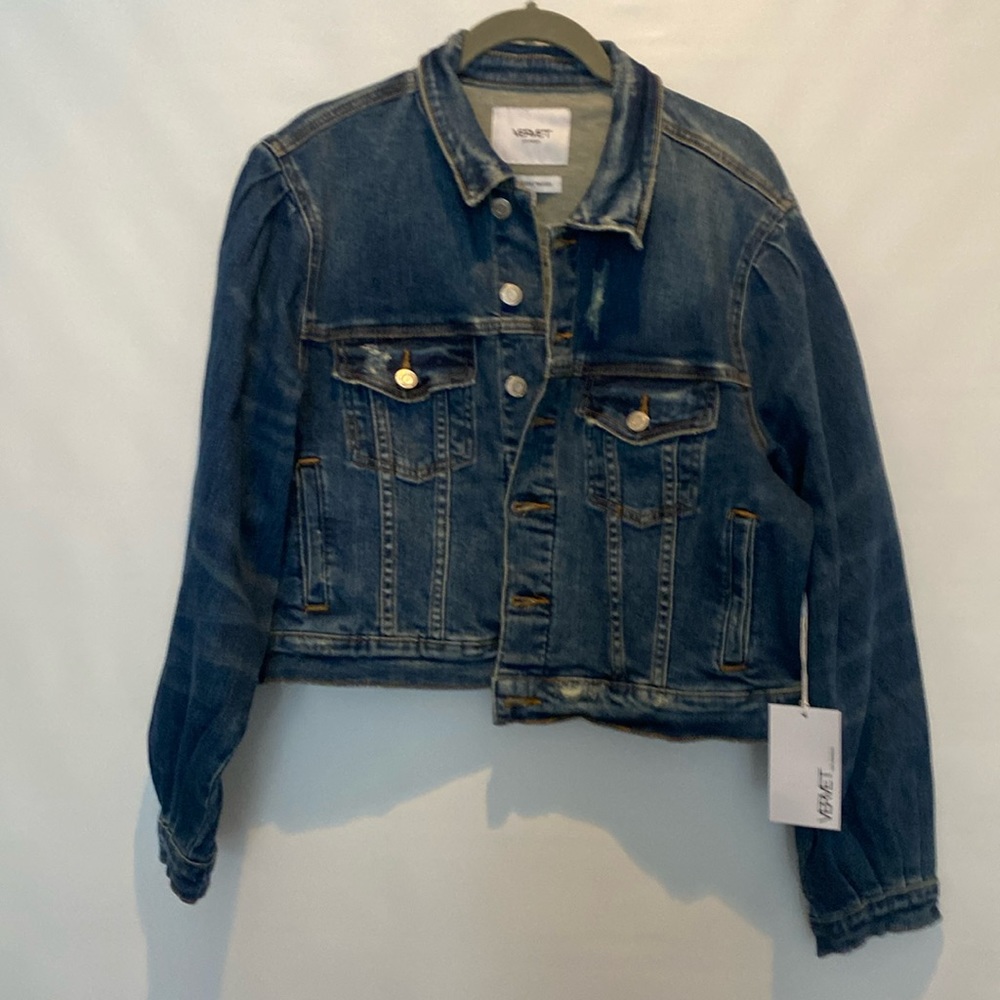 Ballooning confidence denim jacket from Mod cloth